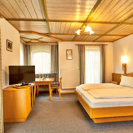 Landgasthof Schmalhofer Zajazd Tittling