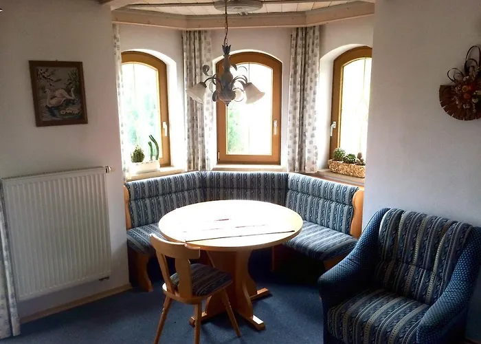 Han/Misafirhane Landgasthof Schmalhofer Tittling
